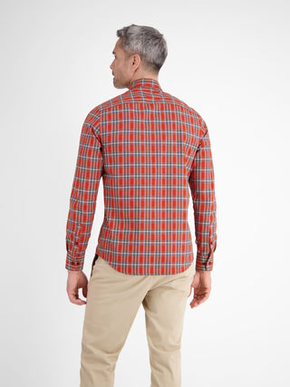 BUTTON DOWN