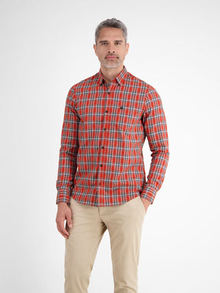 BUTTON DOWN