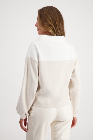 Sweatshirt, off-white
