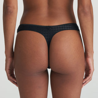 AVERO schwarz String