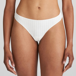 AVERO natur String
