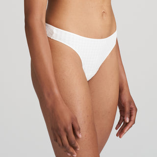AVERO natur String