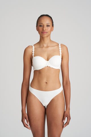 AVERO natur String