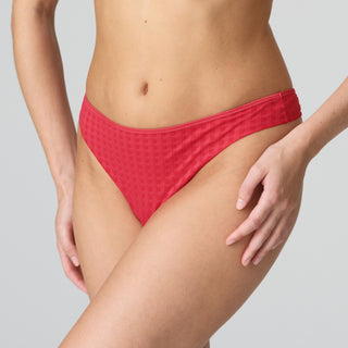 AVERO scarlet String