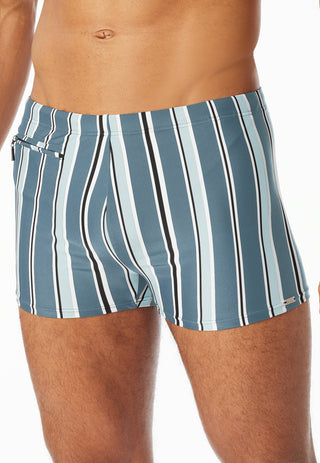 Badehose mit Bein