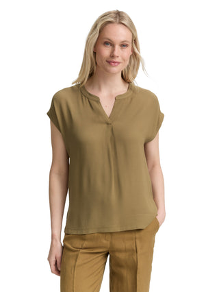 Blusenshirt im Material-Mix