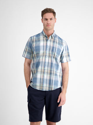 BUTTON DOWN