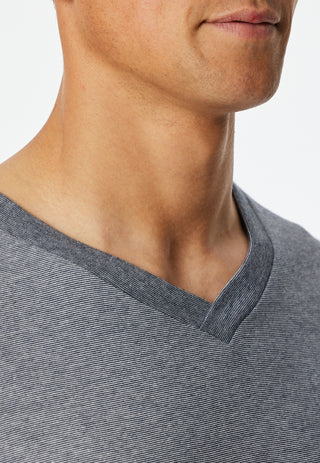 T-Shirt V-Ausschnitt