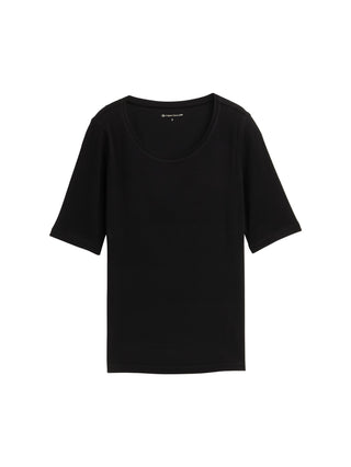 Basic T-Shirt