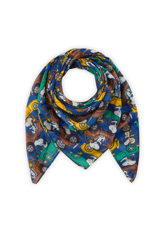 Peanuts? Tuch aus recyceltem Polyester mit fahrendem Snoopy-Allover-Motiv