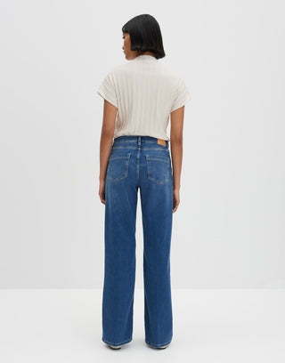 Carie iconic, dark blue