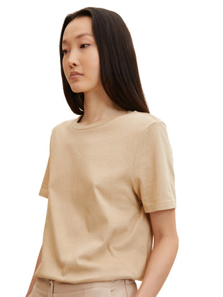 Basic T-Shirt