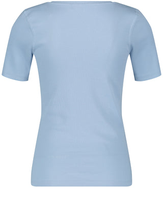 T-Shirt in angesagtem Rippstrick