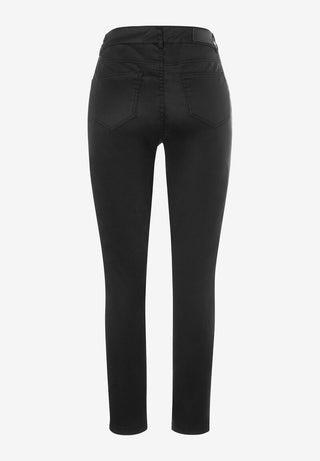Coated Denim  schwarz  Herbst-Kollektion