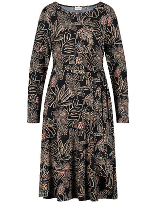 Kleid Gewirke