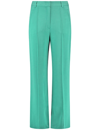 Hose mit weitem Bein und Biesen