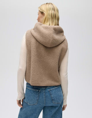 Akapu cape