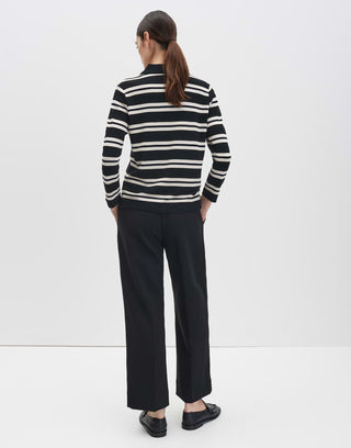 Kiona, black