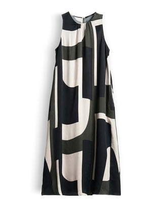 Quileena, midnight olive