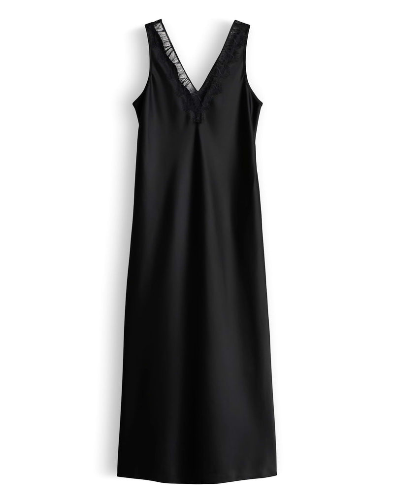 Qamile, black