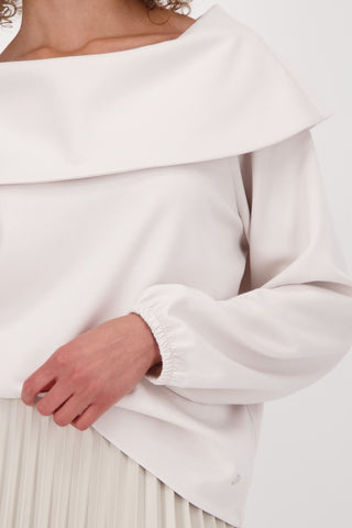 Sweatshirt, oat milk
