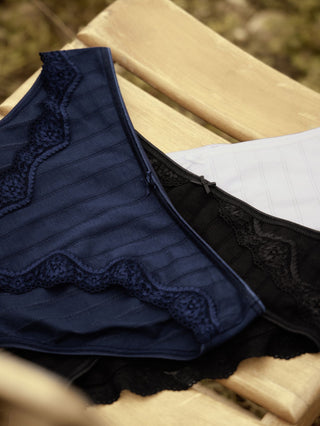 WOMEN Brief