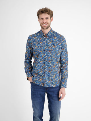 BUTTON DOWN