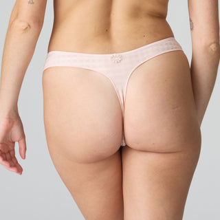 AVERO pearly pink String