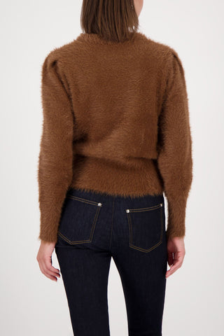 Pullover, whisky