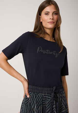 T-Shirt mit Steinchen-Schriftzug