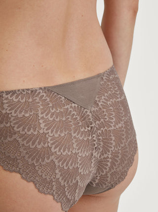 WOMEN Brief