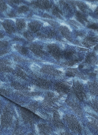 kaschmirweicher Schal mit Allover-Leoprint