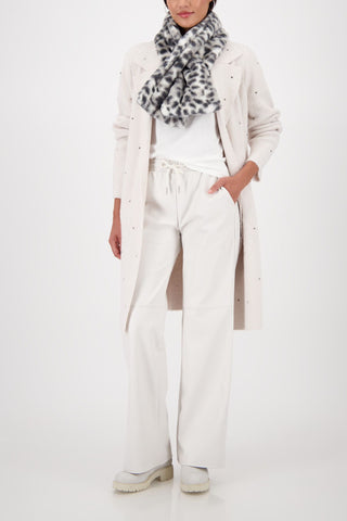 Schal, schwarz gemustert