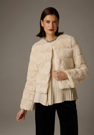 Fake Fur J√§ckchen