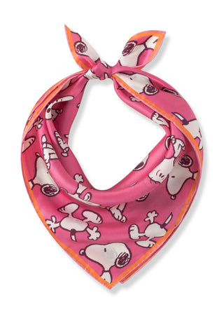 Peanuts Nickituch aus reiner Seide mit  SNOOPY ALL OVER-Muster