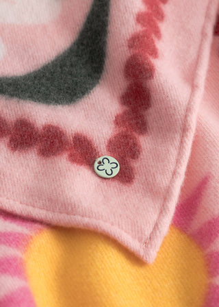 kaschmirweiches Dreieckstuch mit gedrucktem Blumenmuster und BISOU-Schriftzug