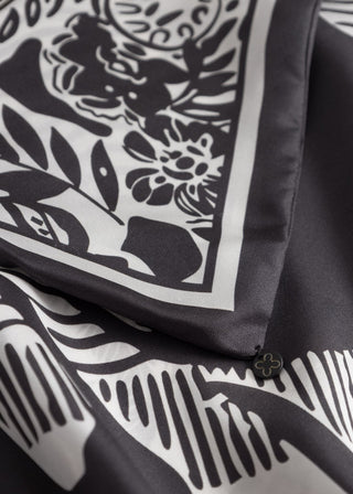 Premium Dreieckstuch aus reiner Seide mit Mustermix