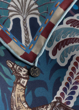 Premium Nickituch aus reiner Seide mit Paisleymuster und Palmenmotiven