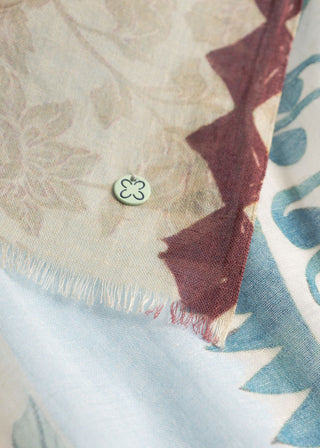 Schal aus hochwertiger Baumwollmischung mit Mustermix und Palmenmotiv