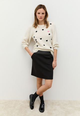 Pullover mit Herzen