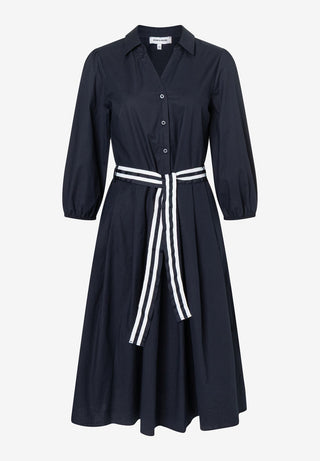Hemdblusenkleid mit Streifengürtel