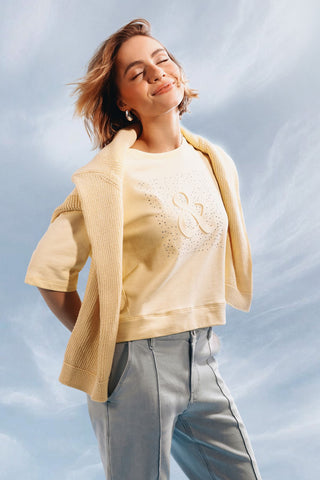 Sweatshirt, pastel yellow