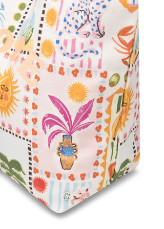 Shopper aus Canvas mit Mustermix und AMORE-Stickerei