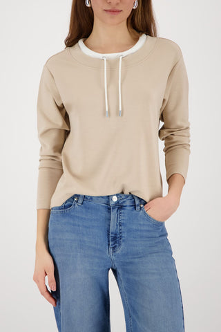 Sweatshirt, sand