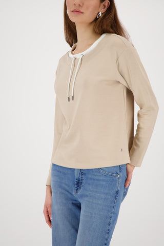 Sweatshirt, sand