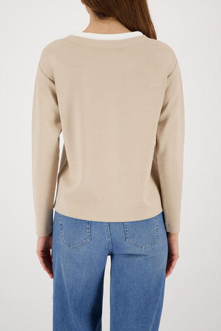 Sweatshirt, sand