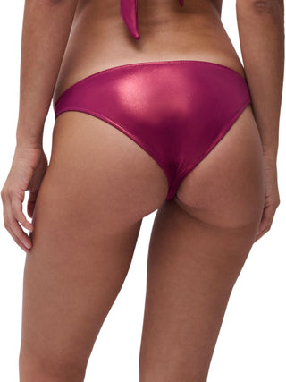Metallic Slip