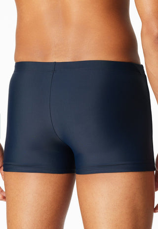 Badehose mit Bein