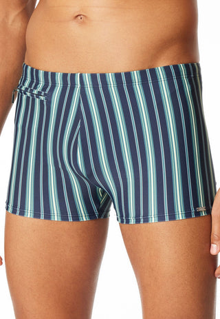 Badehose mit Bein