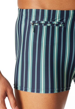 Badehose mit Bein